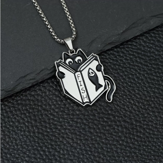 Fashion cat necklace