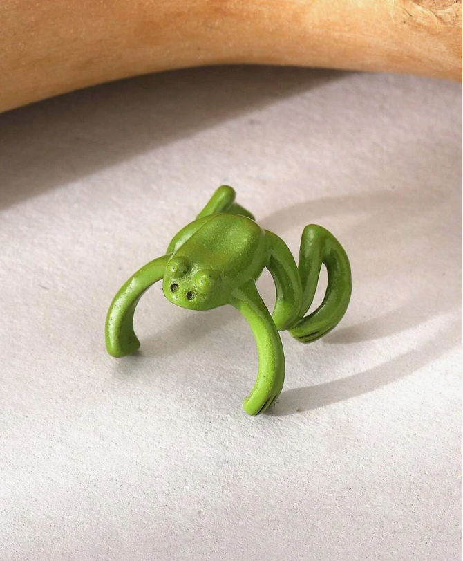 frog earring(one pair)