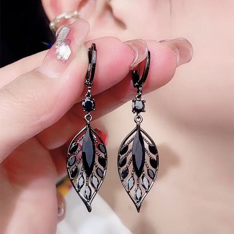 Vintage Green and Black Zirconia Leaf Earrings