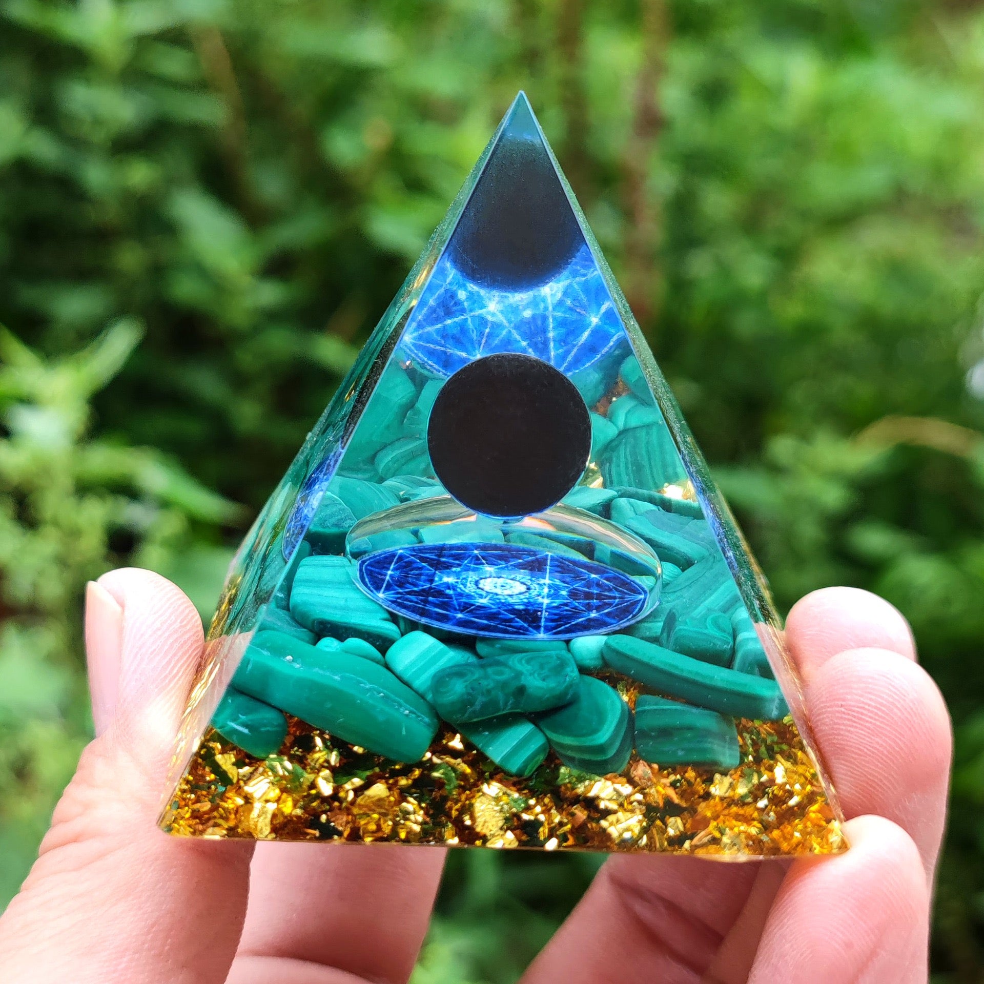 Pyramid Crystals