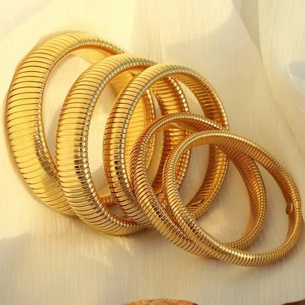 Elasticity Thick Metal Polish Bracelet