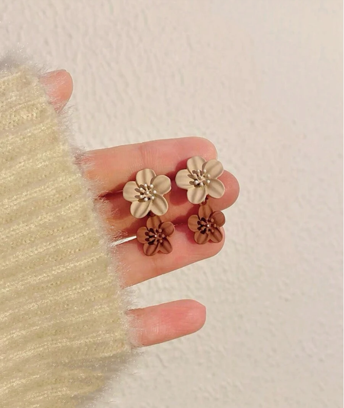 Brown Two Color Flower Earrings