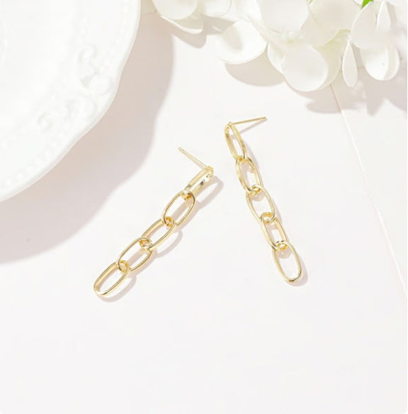 Stylish Vintage Paperclip Earrings