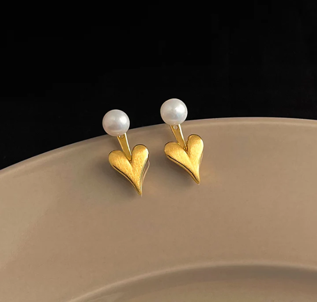 Arrow Heart Pearl Earrings