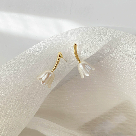 Tulip earrings