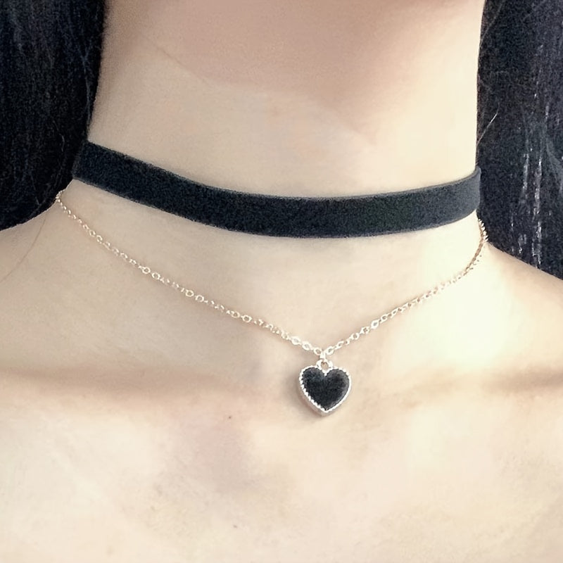 Velver Necklace