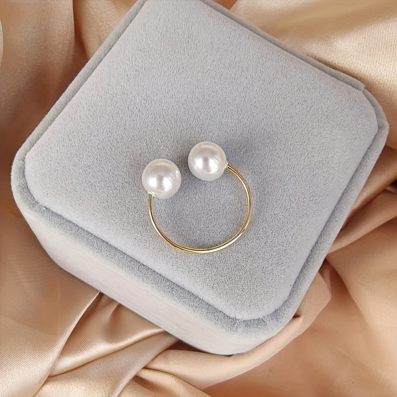 Double Pearl Ring