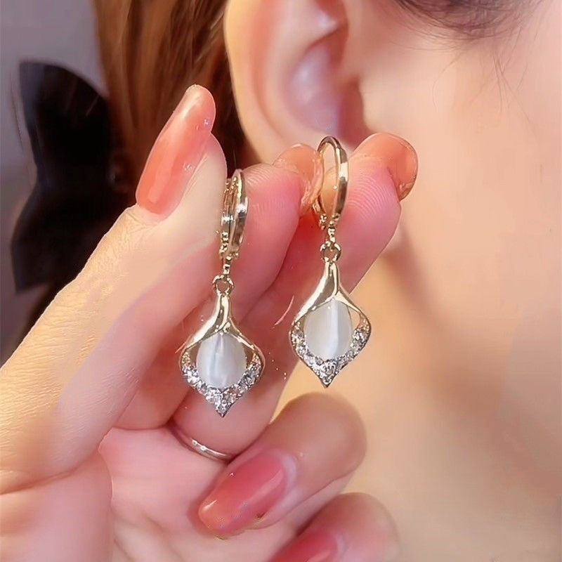Korean Angel Eye Earrings