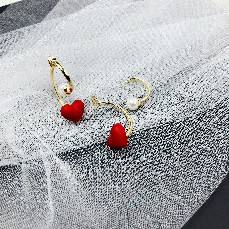 Red Heart-shaped Pearl Earrings