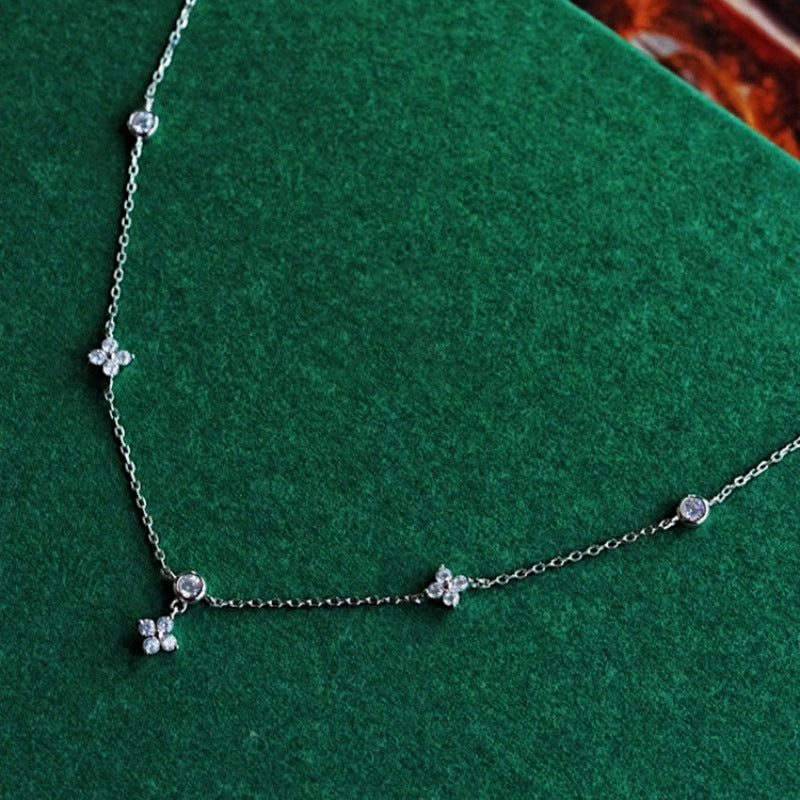 Four-leaf Flower Necklace