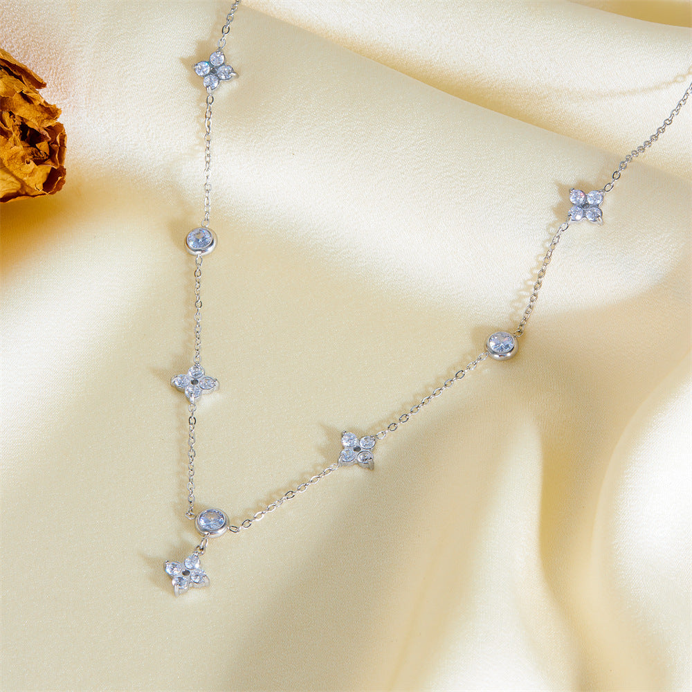 Four-leaf Flower Necklace