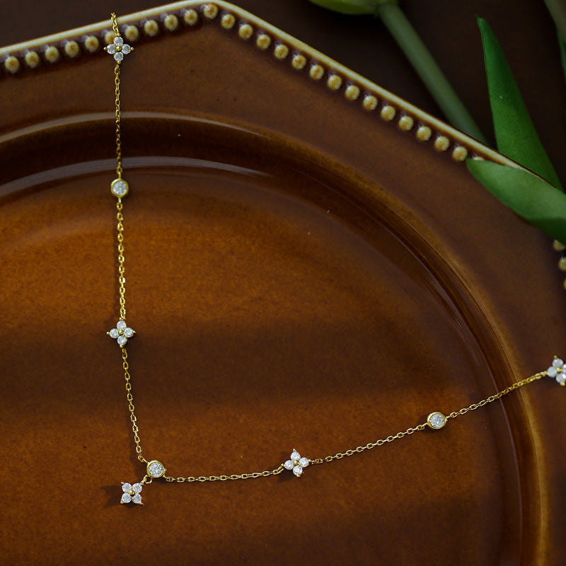 Four-leaf Flower Necklace