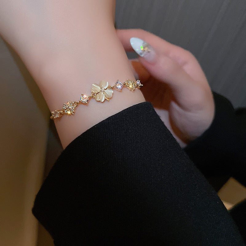 Clover Chain Bracelet
