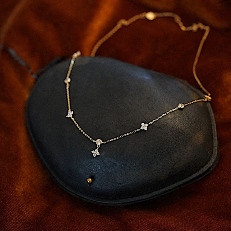 Four-leaf Flower Necklace