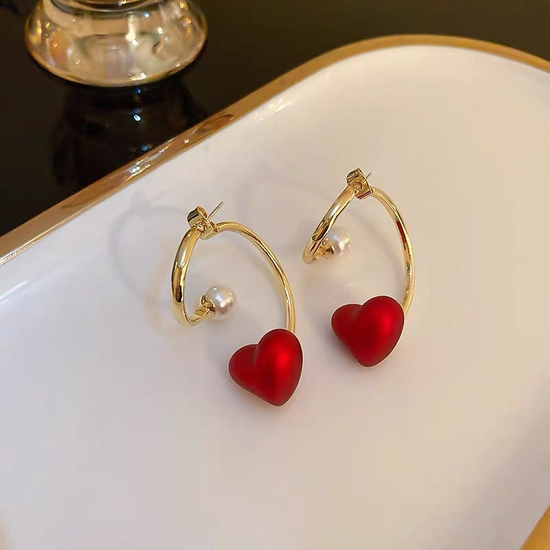 Red Heart-shaped Pearl Earrings