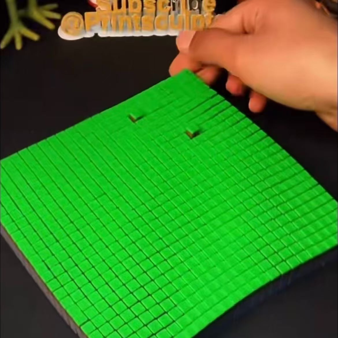 3D fingertip toy