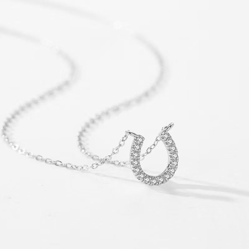 Horseshoe Necklace