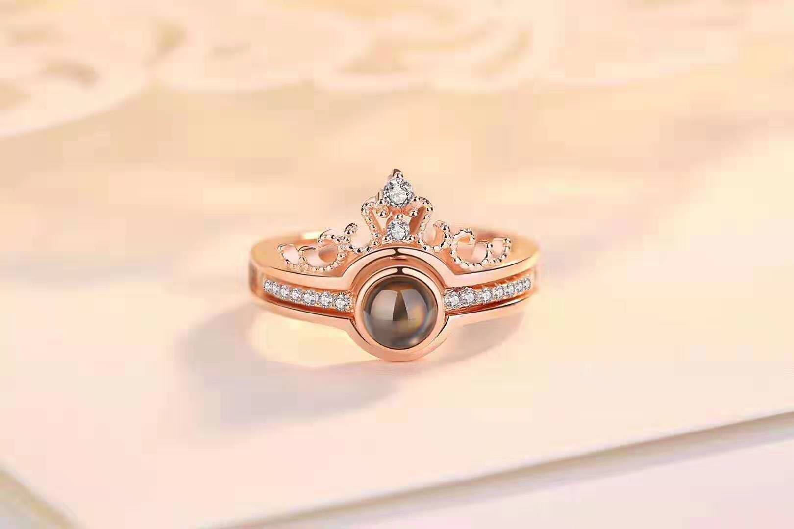 100 LANGUAGES I LOVE YOU PROJECTION RING AND NECKLACE